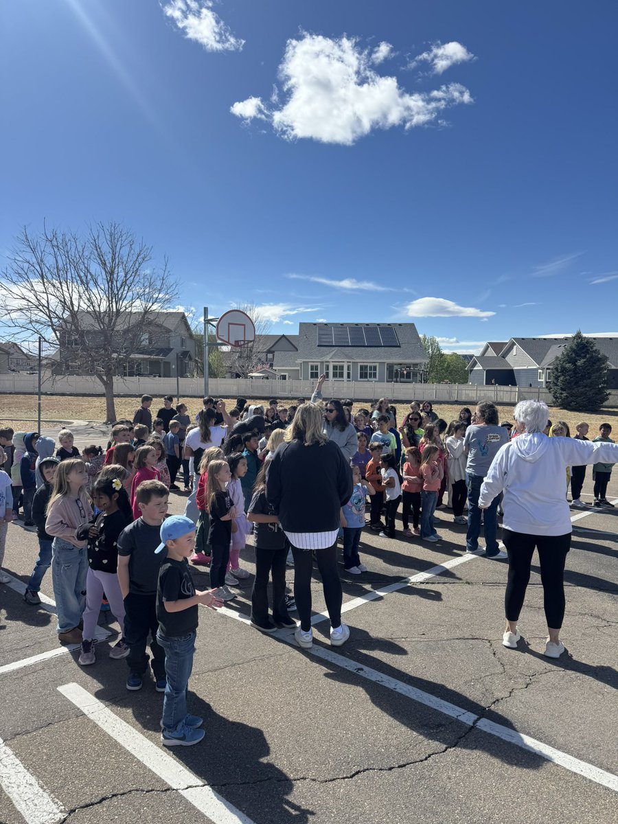 Sarah Coniglio tweet media