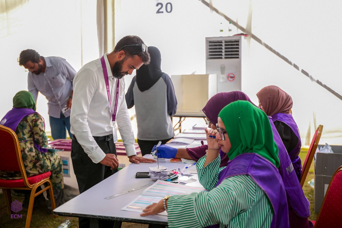 Elections Commission tweet media