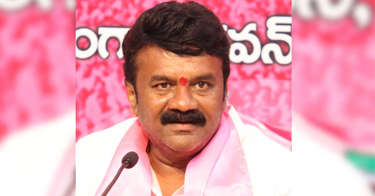newsagehyd's tweet image. Talasani Srinivas Yadav launched a Musi project protest in Hyderabad, as BRSV teams began outreach along riverbanks, warning of risks to residents and government actions.

#MusiProject #Hyderabad #BRSV

newsage.in/musi-project-p…