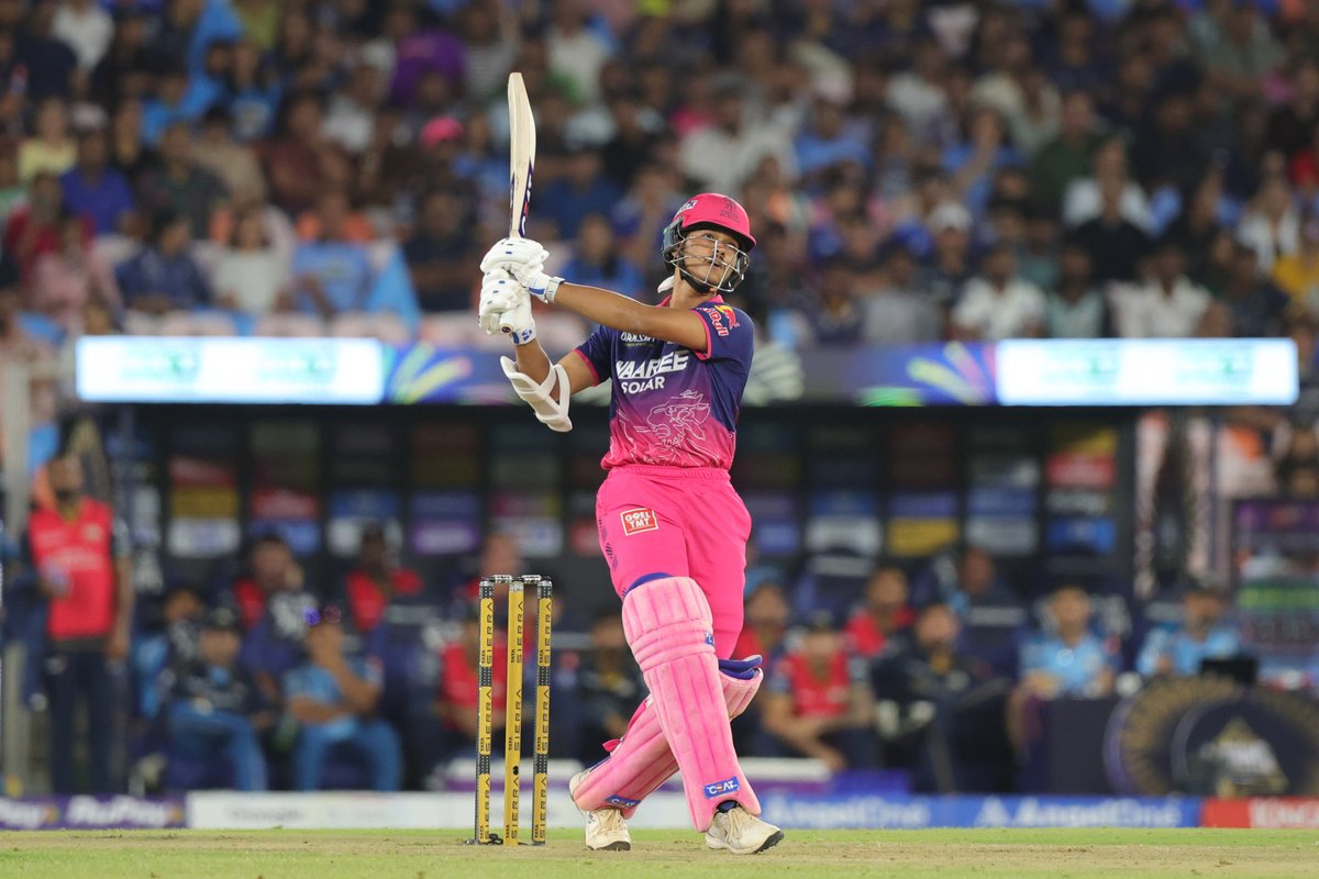 IPL's tweet image. Setting the tone 🆙🔝

Yashasvi Jaiswal with his first 5⃣0⃣ of the season 👏

#RR 111/1 after 11.2 overs.

 Updates ▶️ bit.ly/TATAIPL-2026-9

#TATAIPL | #KhelBindaas | #GTvRR | @rajasthanroyals | @ybj_19