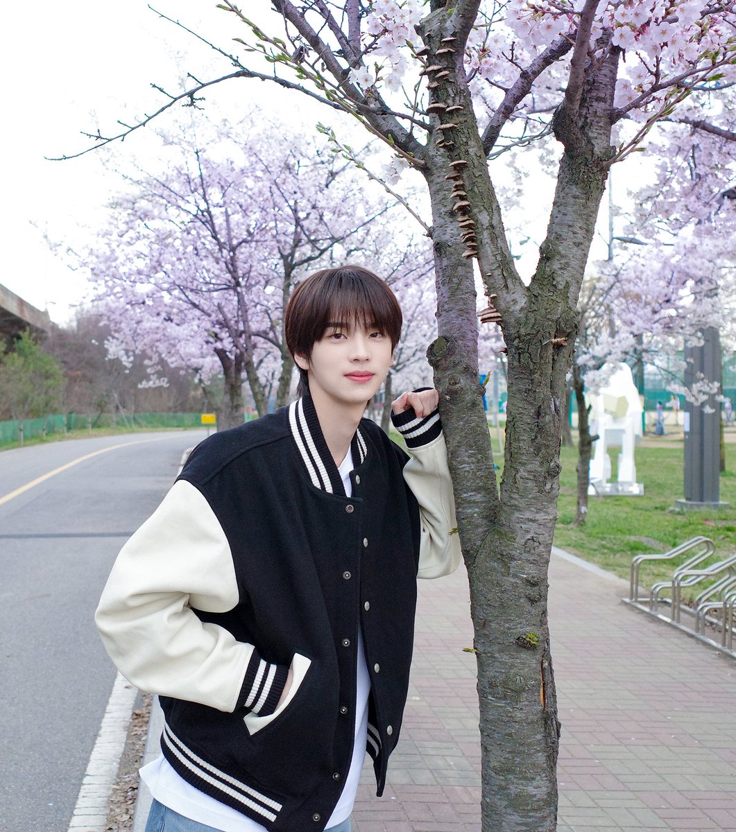 𝚙𝚘𝚗𝚐 tweet media