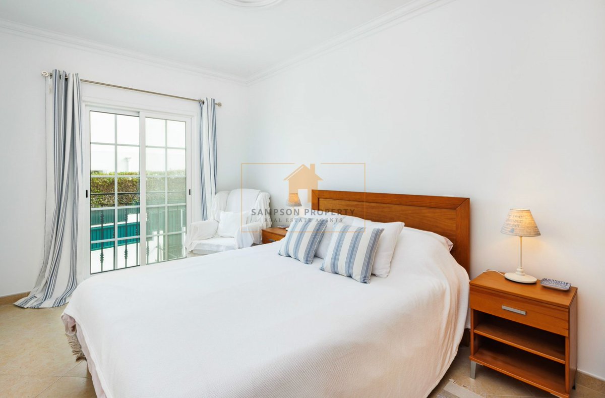 PropertySampson's tweet photo. Beautiful 2-bedroom townhouse in Ferragudo with private plunge pool, gated development, walking distance to beach, shops and village square.

Book your visit: +351 282 357 133 | info@sampsonproperty.com https://t.co/vfHXOclOOS