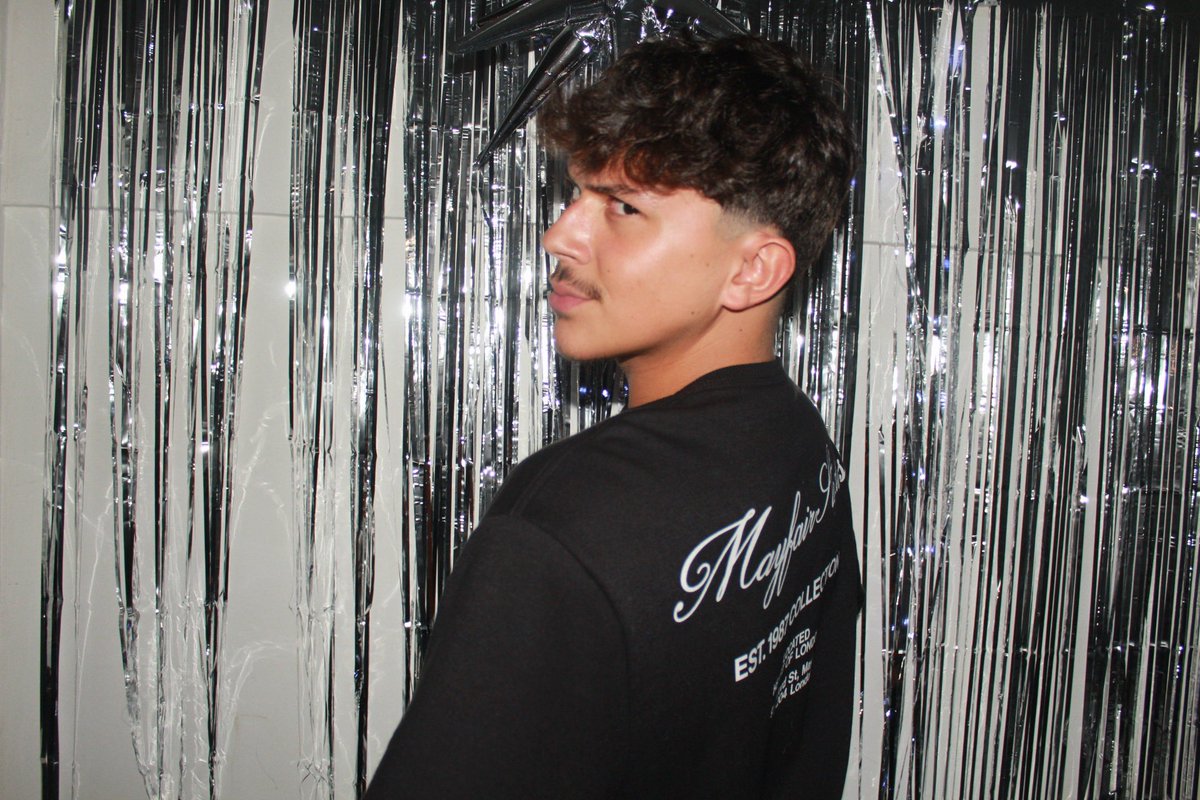 chr¡s steam ⚙️💋 tweet media