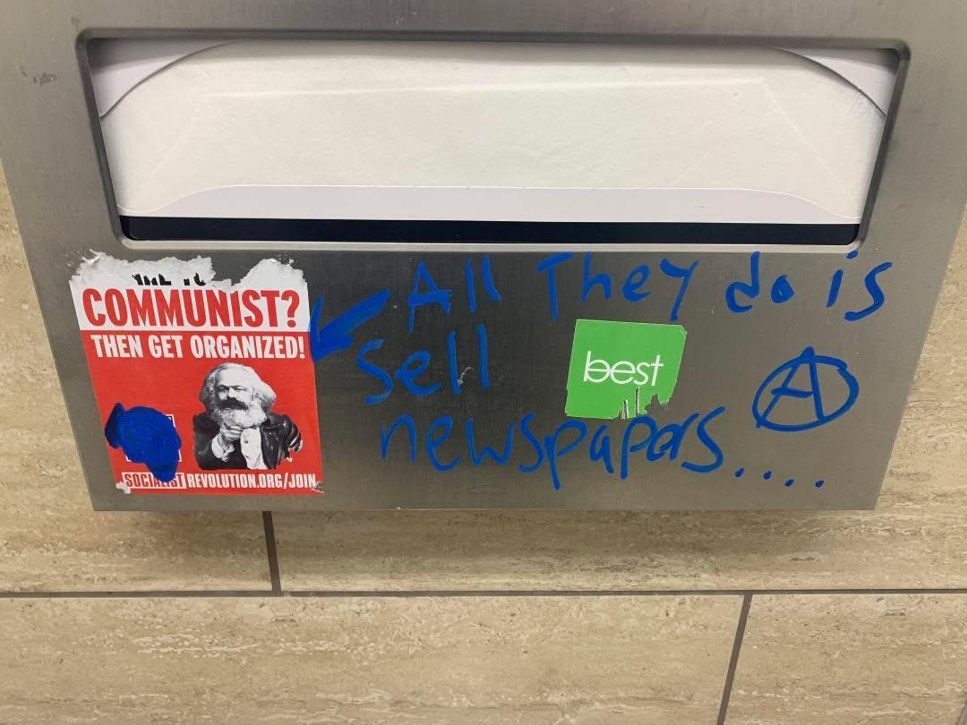 Revolutsiaquoise tweet media