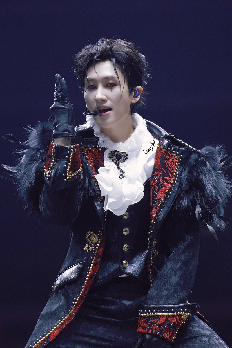 露西西嘻嘻-Lucy tweet media