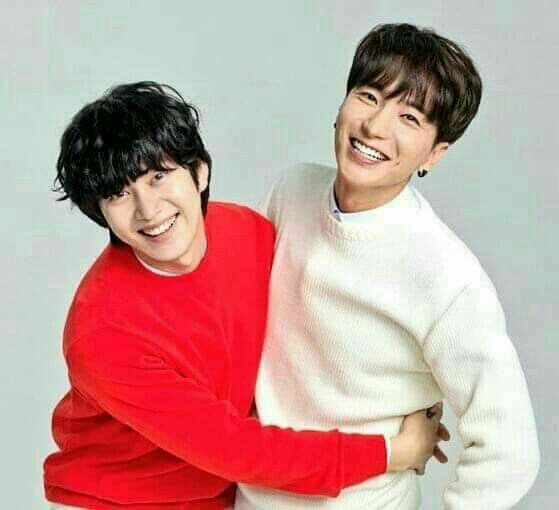 iresineherbstii's tweet photo. We've come so far 😭😭😭😭😭😭😭

83line FOREVER https://t.co/AA29zbQziq