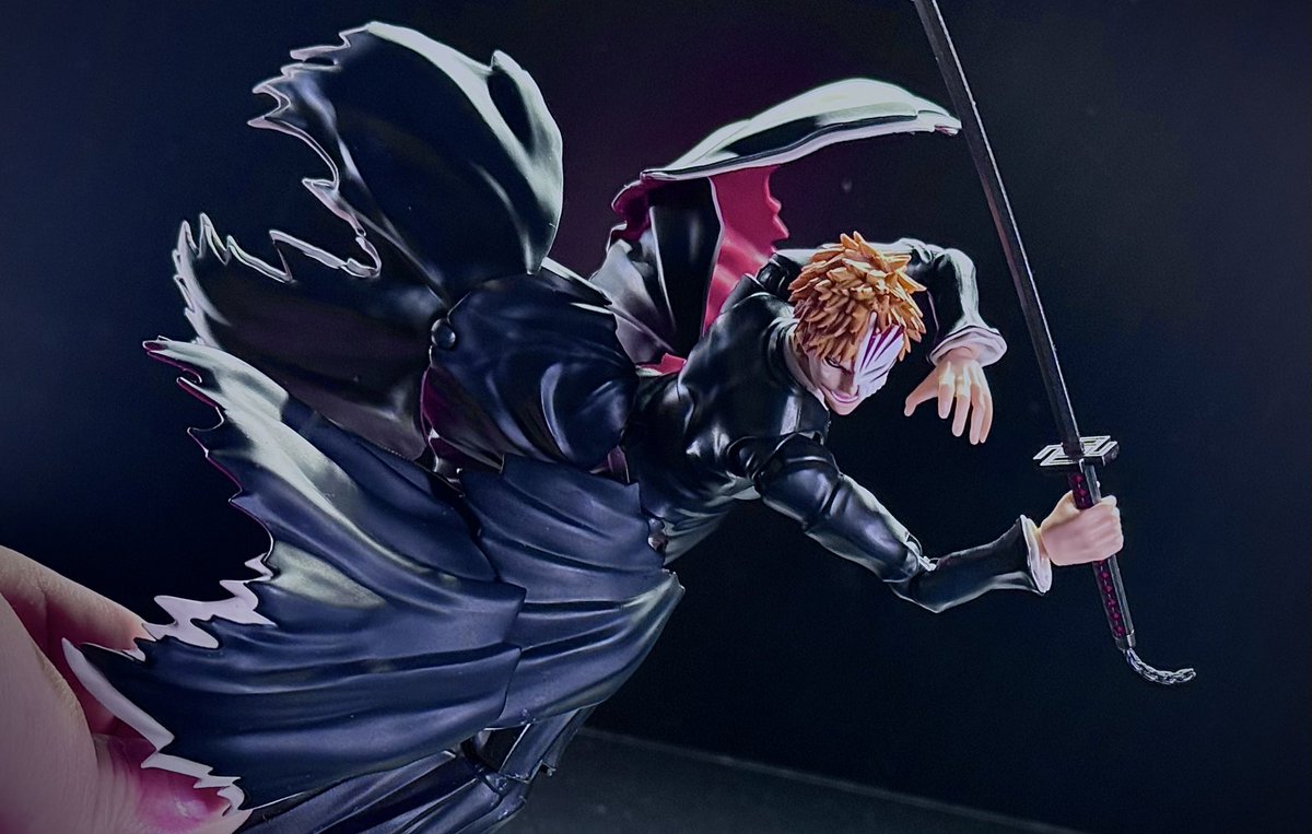 ろろろび tweet media