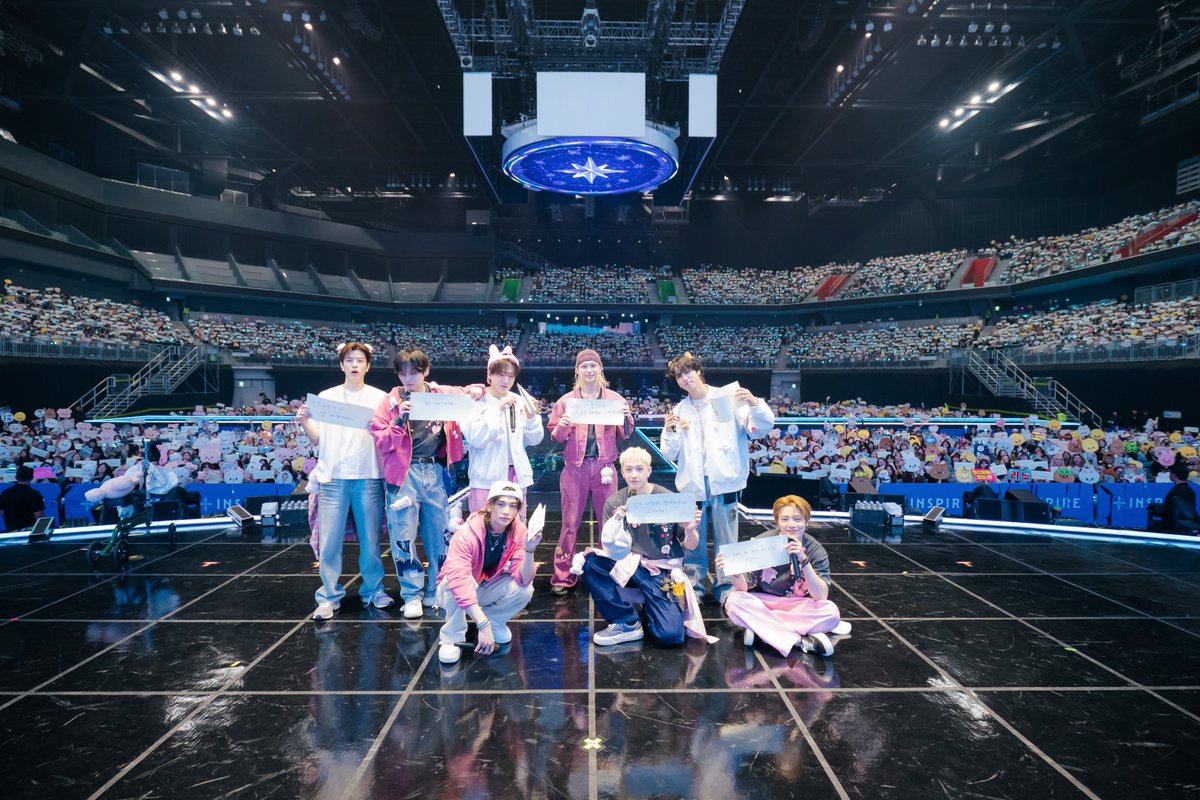 Stray Kids tweet media