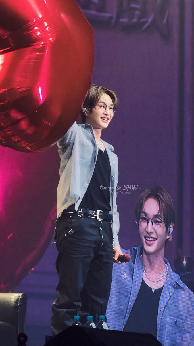 turquoiseSHINee's tweet photo. 🐰🇹🇼260403 ONEW FANMEETING [TOUGH LOVE] in TAIPEI

#ONEW #온유 #オンユ https://t.co/dRXZfTMnvV