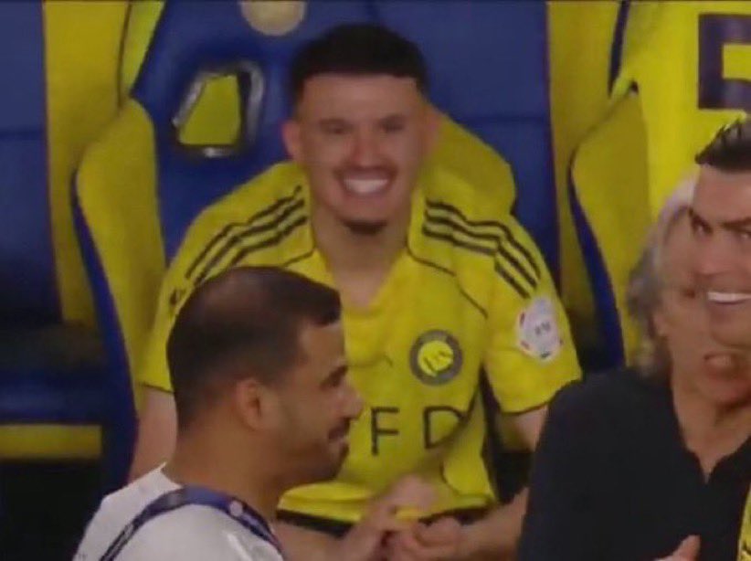 فواز tweet media