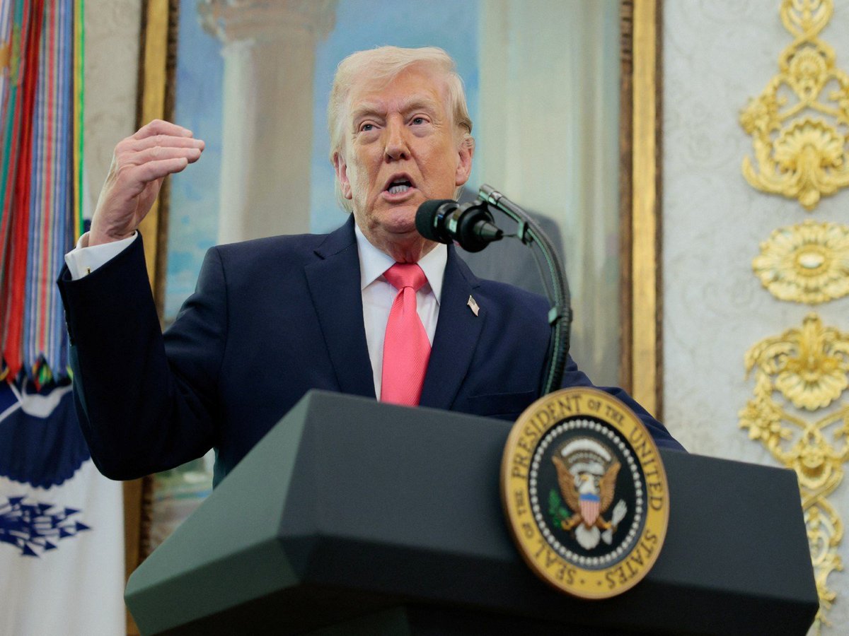 ani_digital's tweet image. "48 hours before all hell will rain": Trump's ultimatum to Iran to make deal, open Hormuz

Read @ANI Story | aninews.in/news/world/us/…
#US #Trump #hell #rain