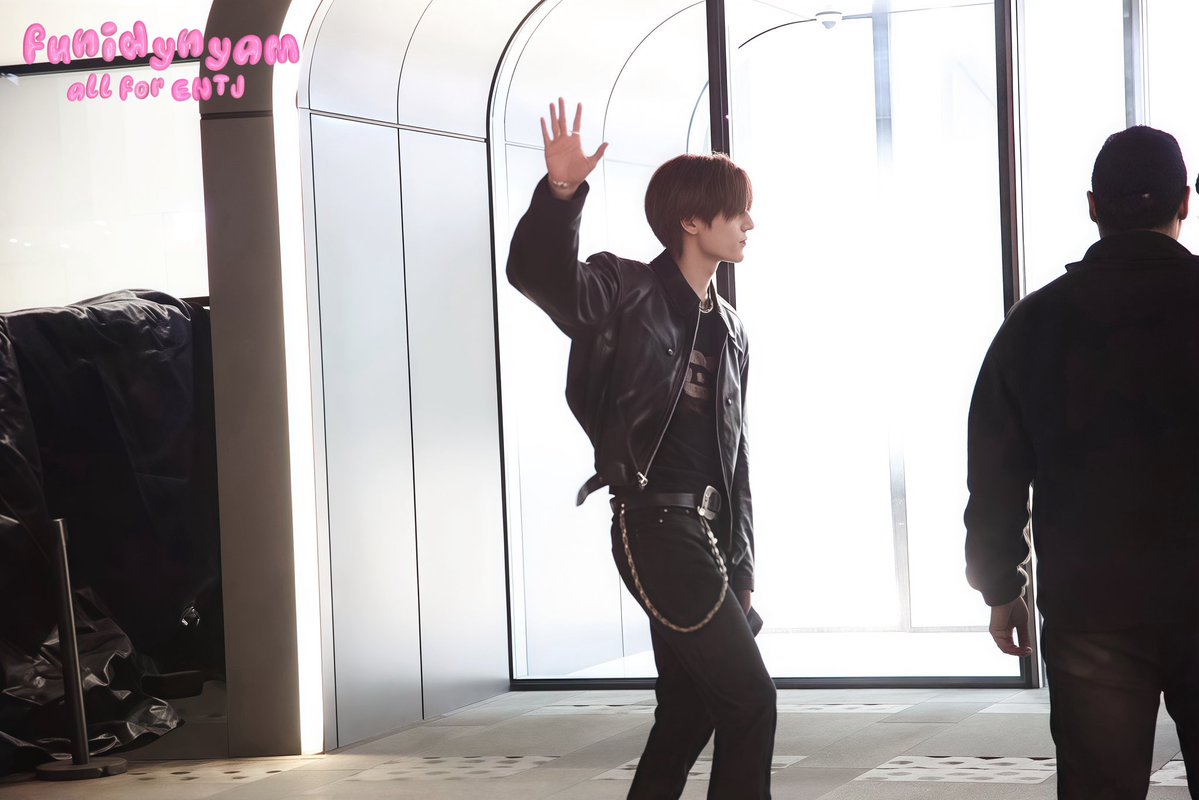 ๐๐โโฌ ๐พ ๐ tweet media