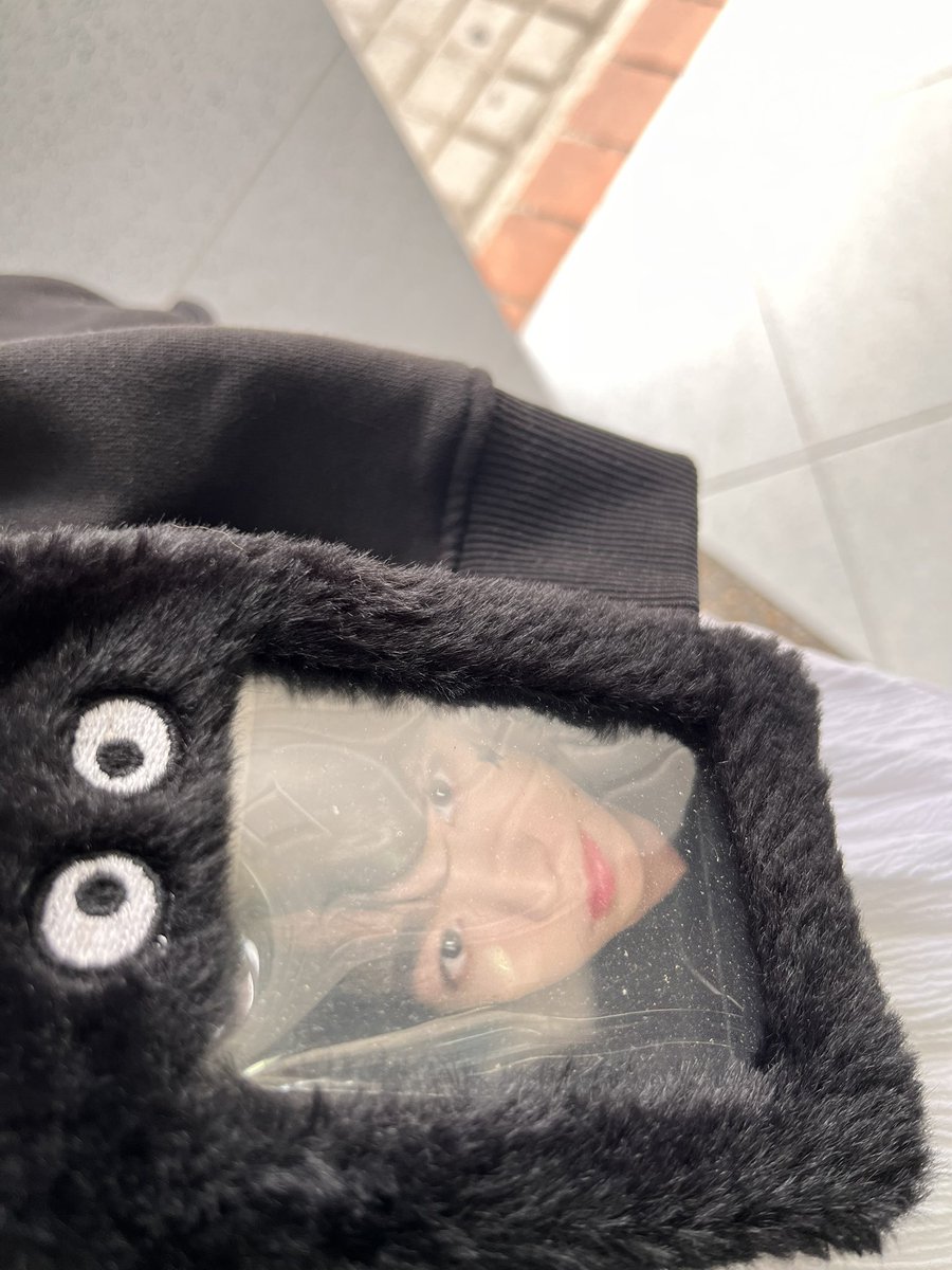 m.. ੯•﹅ tweet media