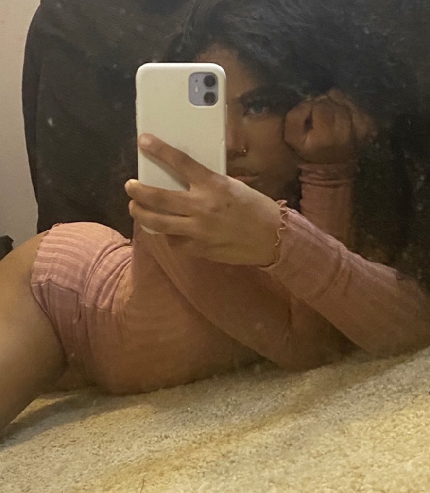 AikoOzara's tweet image. Sometimes I miss being itty bitty 
.
.
.
#melanin #blackgirlmagic