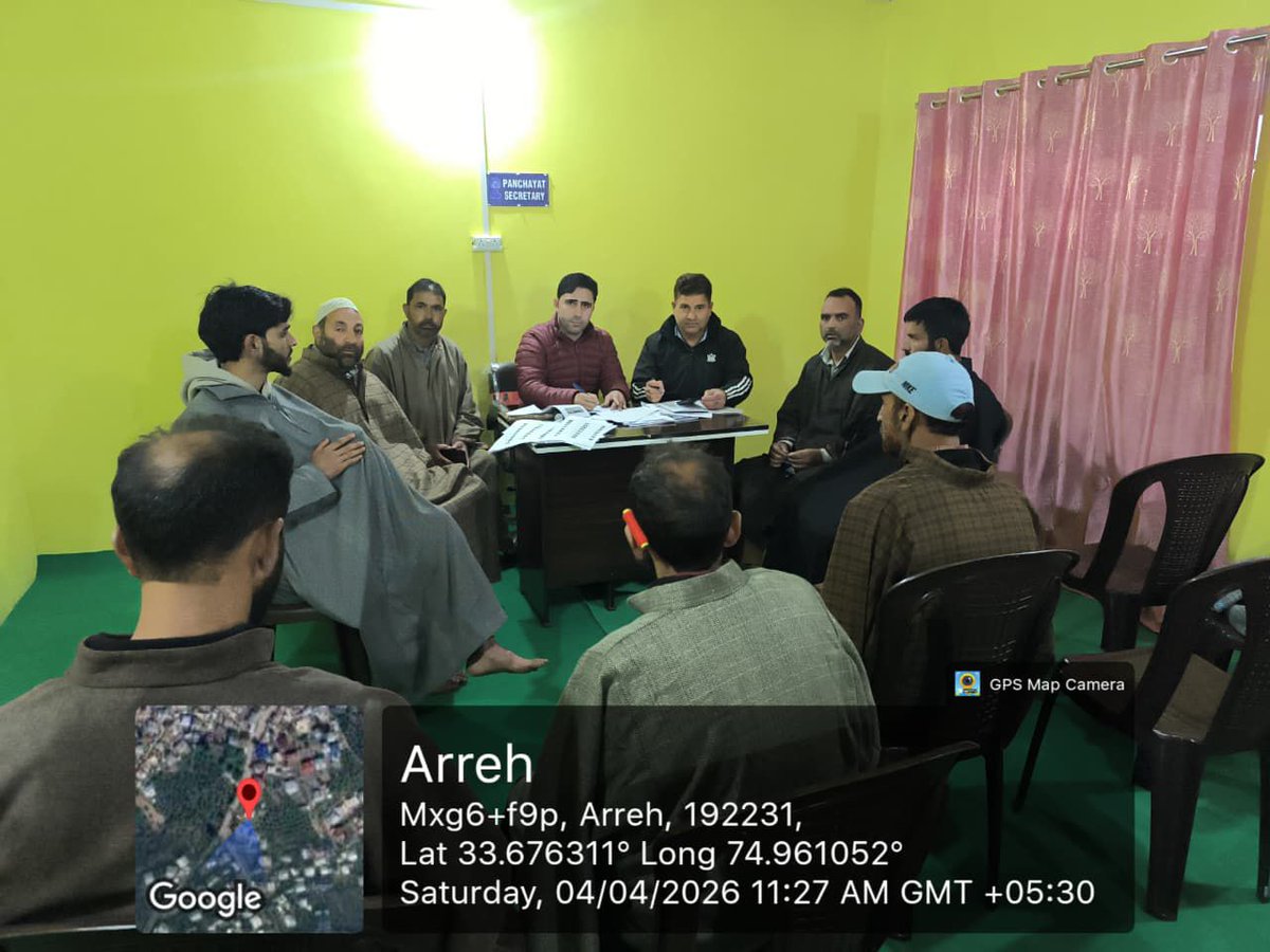 panchayat_j's tweet photo. Ensuring 100% voter coverage—Panchayat Secretaries and other RDD staff (PEBO) working tirelessly in fields and in Special Camps across J&amp;K
#Panchayat #Roll #Updation 
@CM_JnK @OfficeOfLGJandK @JavedDar_NC @AyaansbBhat @AsadamAijaz @OmarAbdullah @ceo_UTJK @ECISVEEP https://t.co/Xh3V7j7aQG