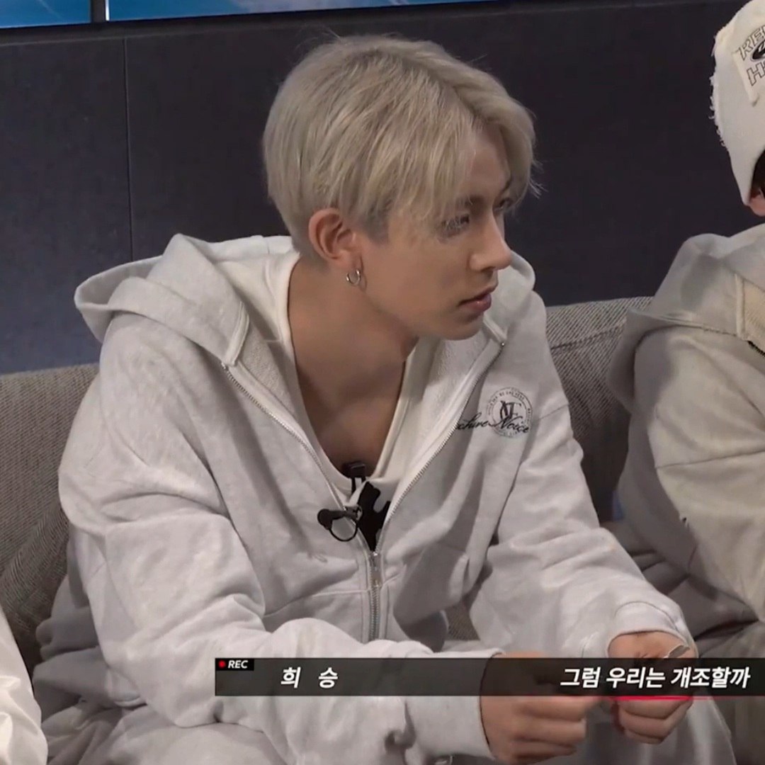 lane | enha ot7 tweet media