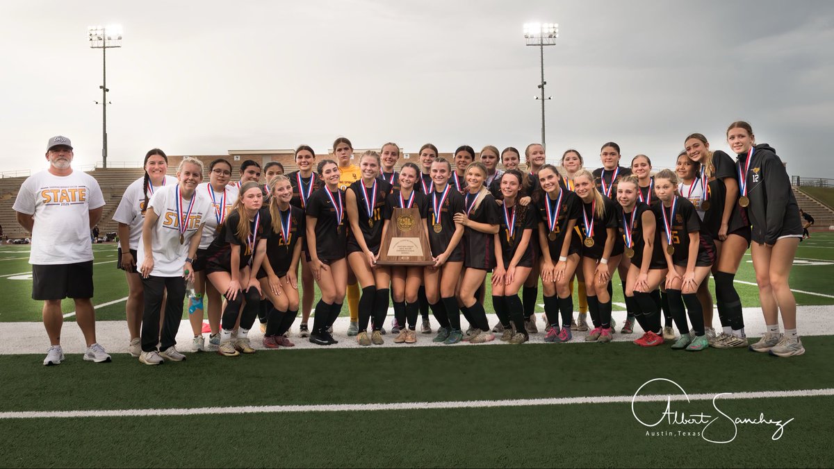 Albert Sanchez-Photographer-Hays Free Press tweet media