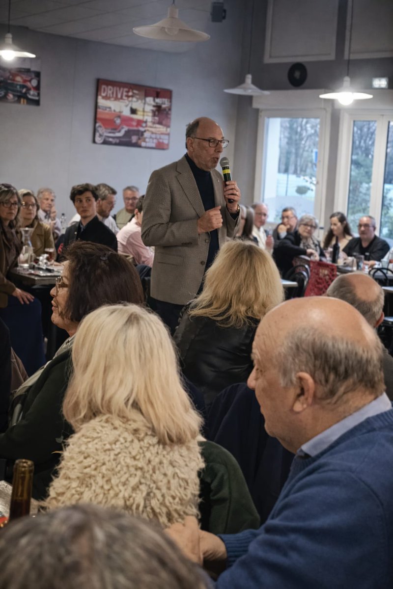 RNJ_28's tweet photo. Merci à @thierryperez_ d'être venu nous parler de l'actualité parlementaire et politique, marquée par la hausse du prix de l'essence, lors du dîner-débat mensuel du @RNational_28 !

Jeune patriote eurélien, rejoins-nous 🇫🇷 https://t.co/HJsu8VDETR