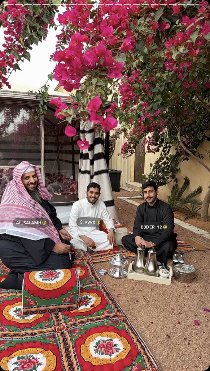 nano15SJ's tweet photo. يا هلا والله ❤️
اخيرا رجع ابو حصه و رجعت العصريات مع ابو عجيب اللي اشتقنا لها 🤍 https://t.co/RnF3Ax0eWr