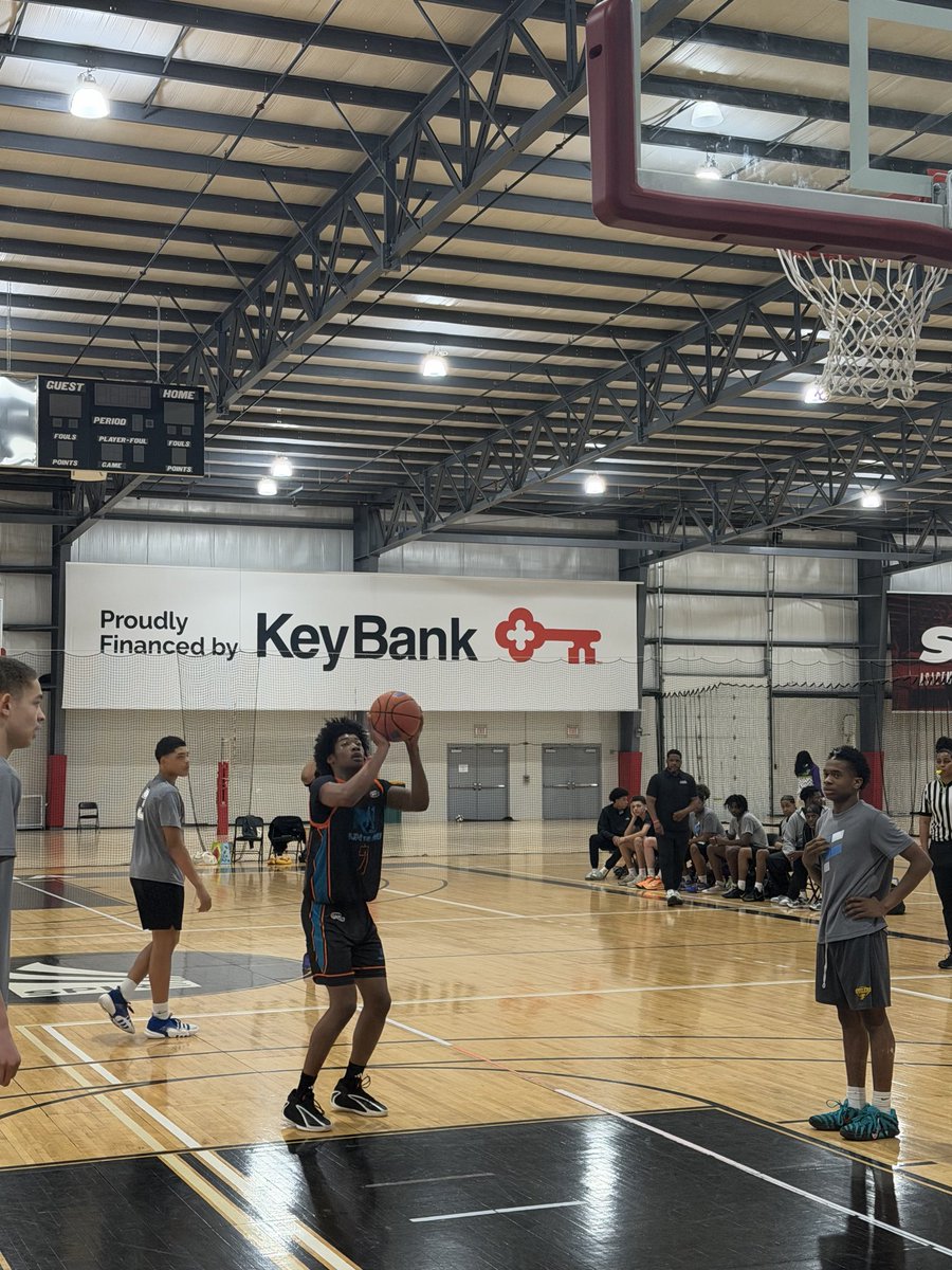 KoeselNate's tweet photo. 2028 6’1” Bryce Twymon has elite burst and speed for a combo guard. Love his ability to create separation off the dribble and rise and fire for his jumpshot for Run as One Lancers 16U - 1. Outstanding length and athleticism. He’s a free throw merchant! 

@Anthony_Verdone 
#phheartofitallclassic