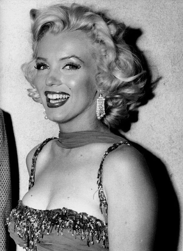 c ⁂quioa tweet media