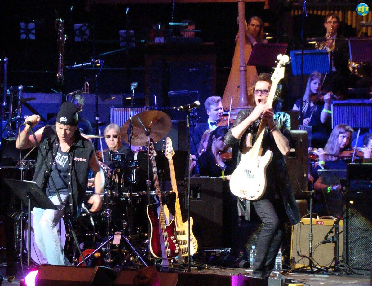 Coast To Coast tweet media