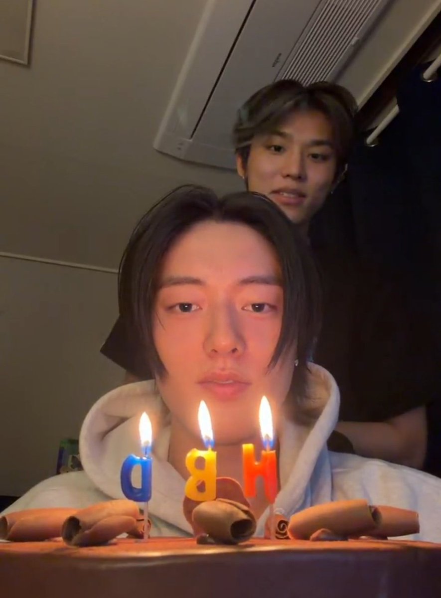 6ood9irl tweet media