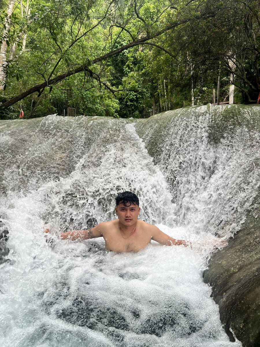 Thirdyyy2025's tweet photo. wet https://t.co/NBg73hZDaQ