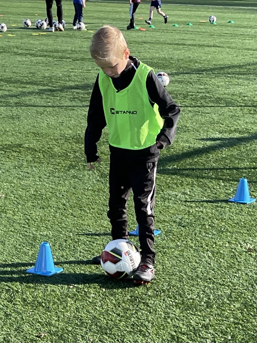 Eddy Boom tweet media