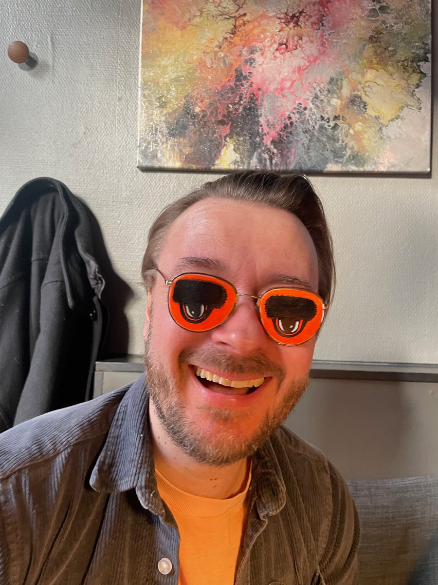 bMossmanProd's tweet image. One of a kind MOSSVISION wearables “For When You Can’t Believe What You Are Seeing…”  . If you wish to send creations to the instagram.com/littlefreeartg… gallery at the instagram.com/ausfahrt_coffe… through the post. Address in profile!  #bmossman #bradmossman #littlefreeartgallerynaestved