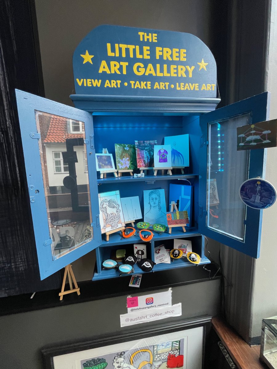 bMossmanProd's tweet image. One of a kind MOSSVISION wearables “For When You Can’t Believe What You Are Seeing…”  . If you wish to send creations to the instagram.com/littlefreeartg… gallery at the instagram.com/ausfahrt_coffe… through the post. Address in profile!  #bmossman #bradmossman #littlefreeartgallerynaestved