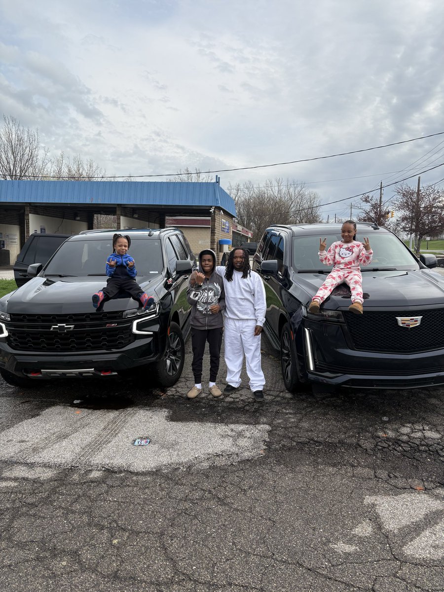 Tooder Red Dot tweet media