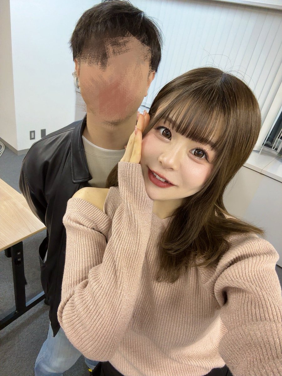 あいおい tweet media