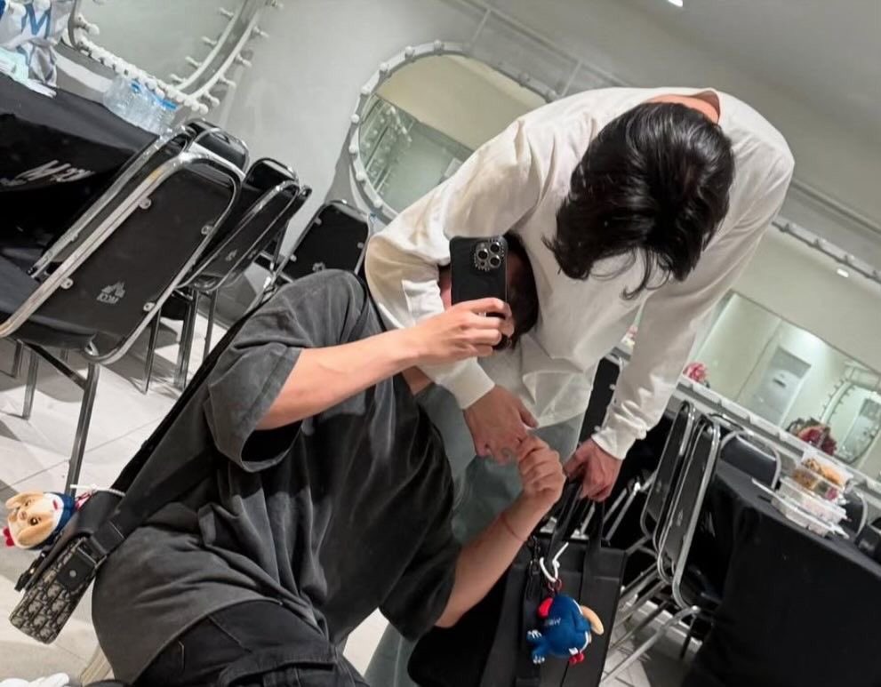 honeywater 🌼 tweet media