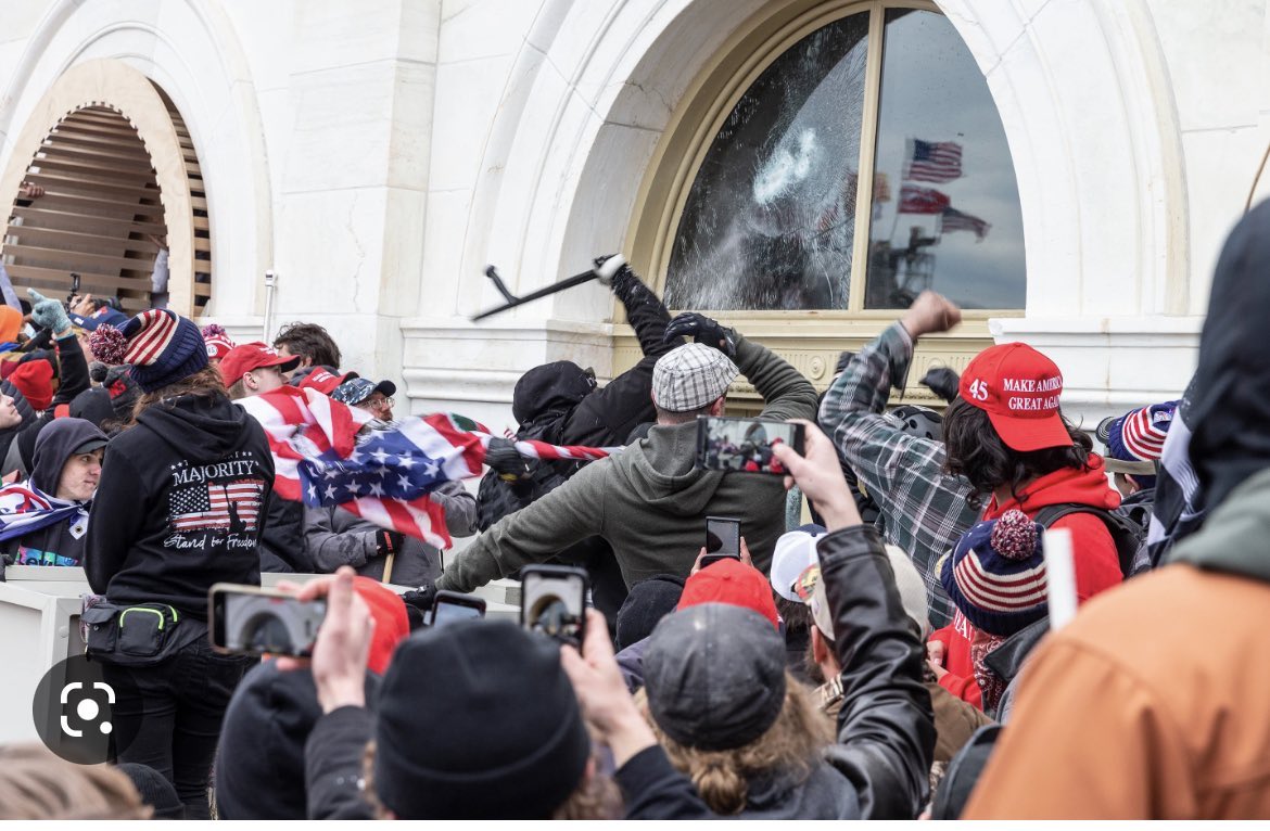 Big10Hawks tweet media