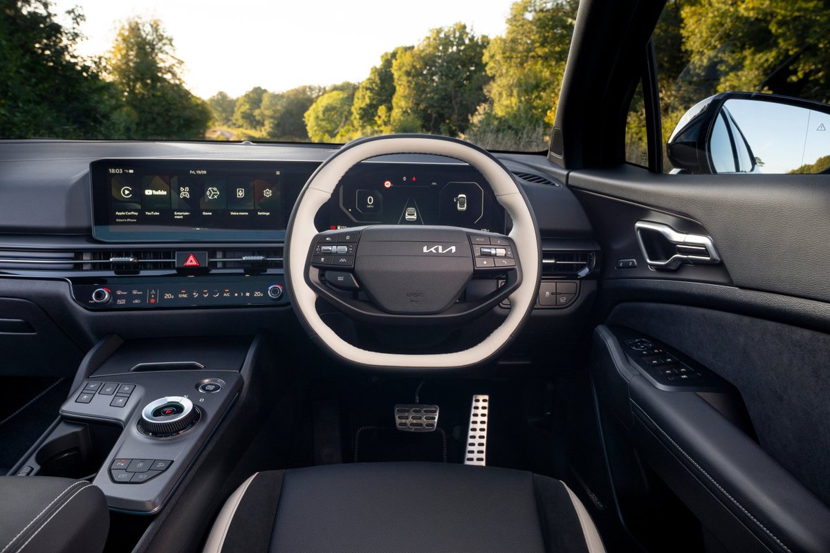 Steve Berry tweet media