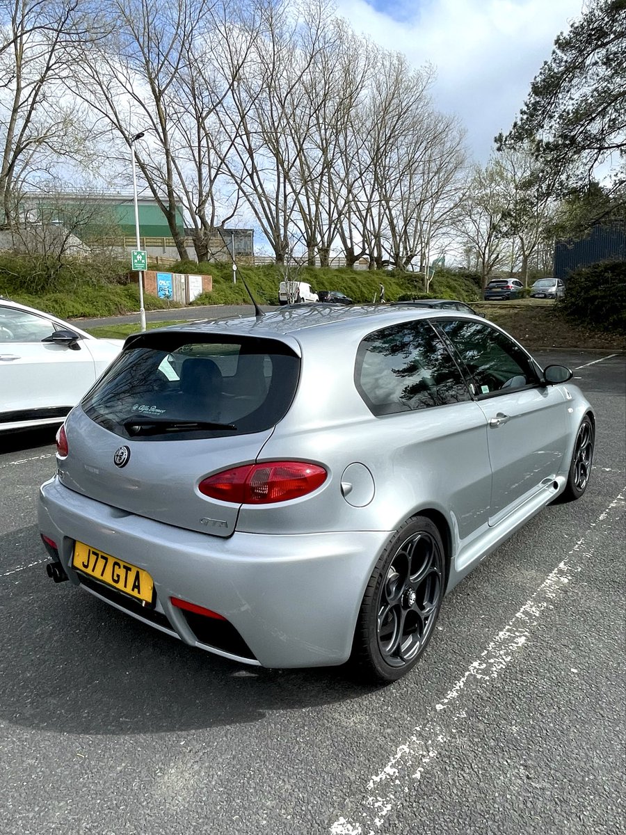 Mark O'Neill tweet media