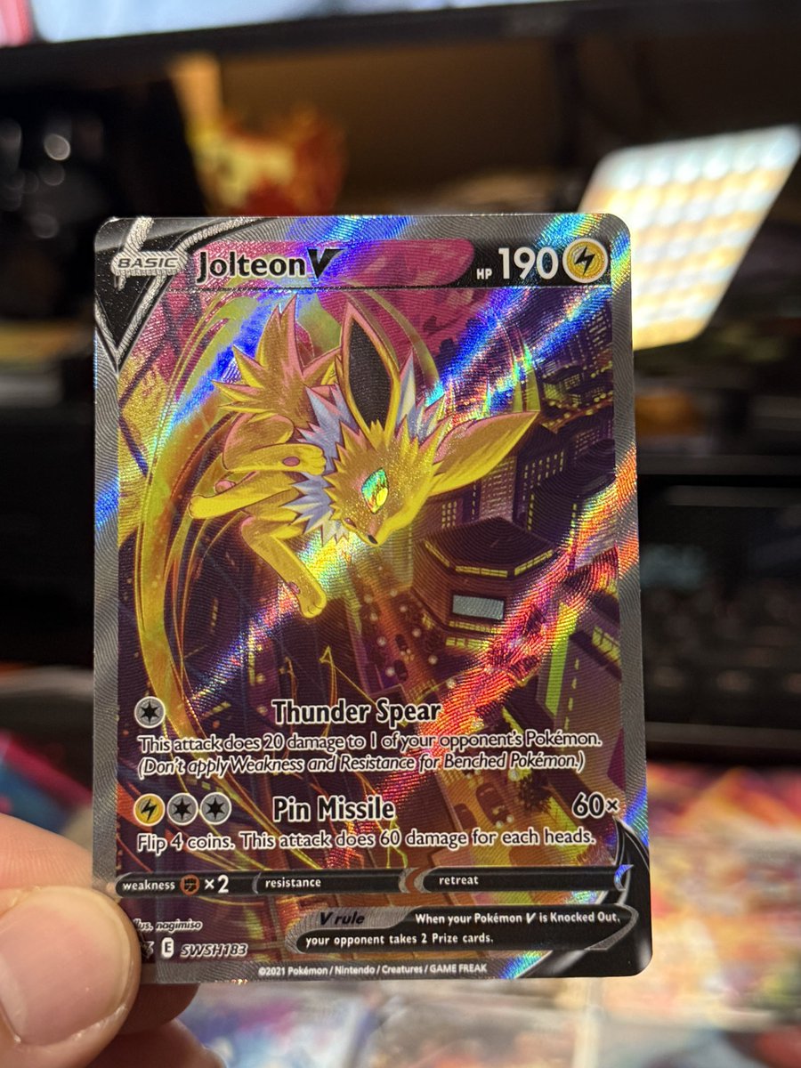 CharizardEats tweet media