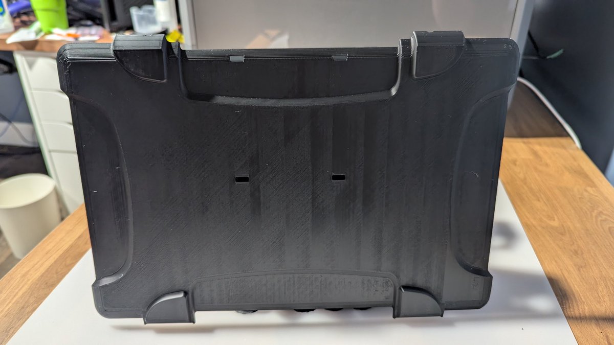 VercelianGroup's tweet photo. Next step was design a baseplate for the bottom of the case. Something flat to mount items to. Designed a plate that is 10mm thick at the thickest point, and about 6mm at the thinnest. Added 4 holes for power supply hold downs. https://t.co/GM0od3h10V