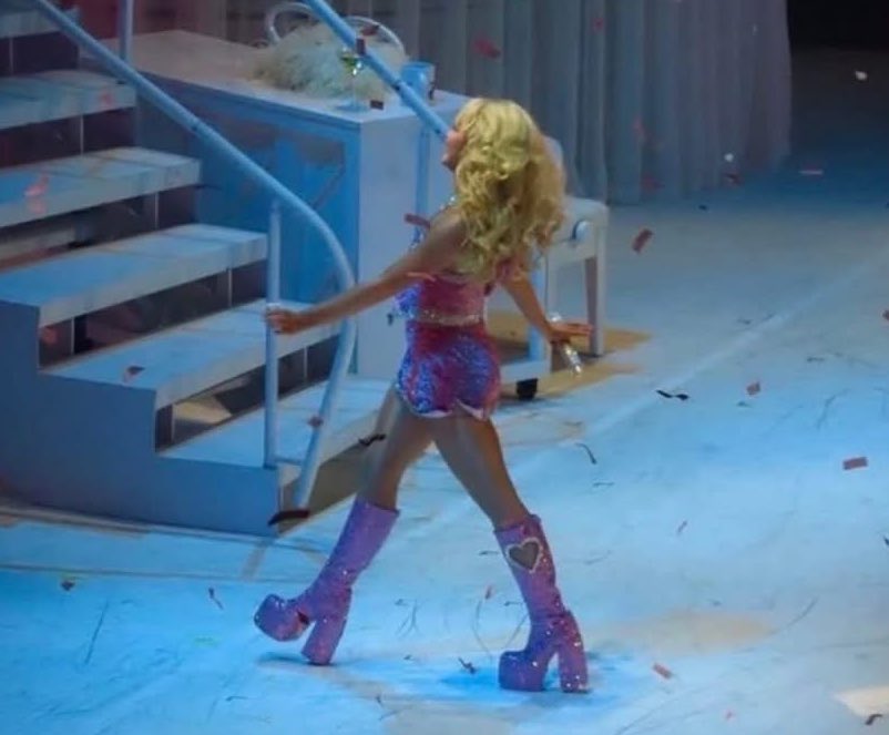 ✧ 𝑫𝐚𝐩𝐡𝐧𝐞 𝑳𝐮𝐱 . tweet media