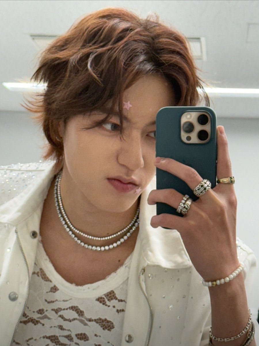 HBD RUTO 🎂🦋

LIGHTS UP FLASH HARUTO DAY
#22SpringsWithHaruto
#하루토는_사람을_405퍼센트_받을_지격있어
#ハルト22歳もよろskrrrrr
<a href="/treasuremembers/">TREASURE</a>