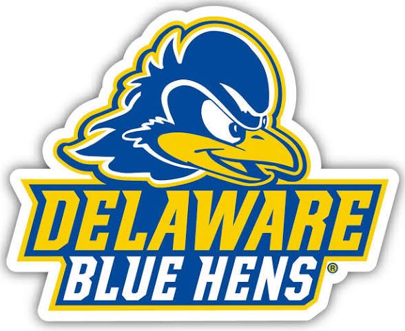_chasesmith's tweet photo. Out here at University of Delaware football… good vibes, good ball. 🔵🟡 #BlueHens @CoachHawk_k9 https://t.co/2JhVhWRdDx