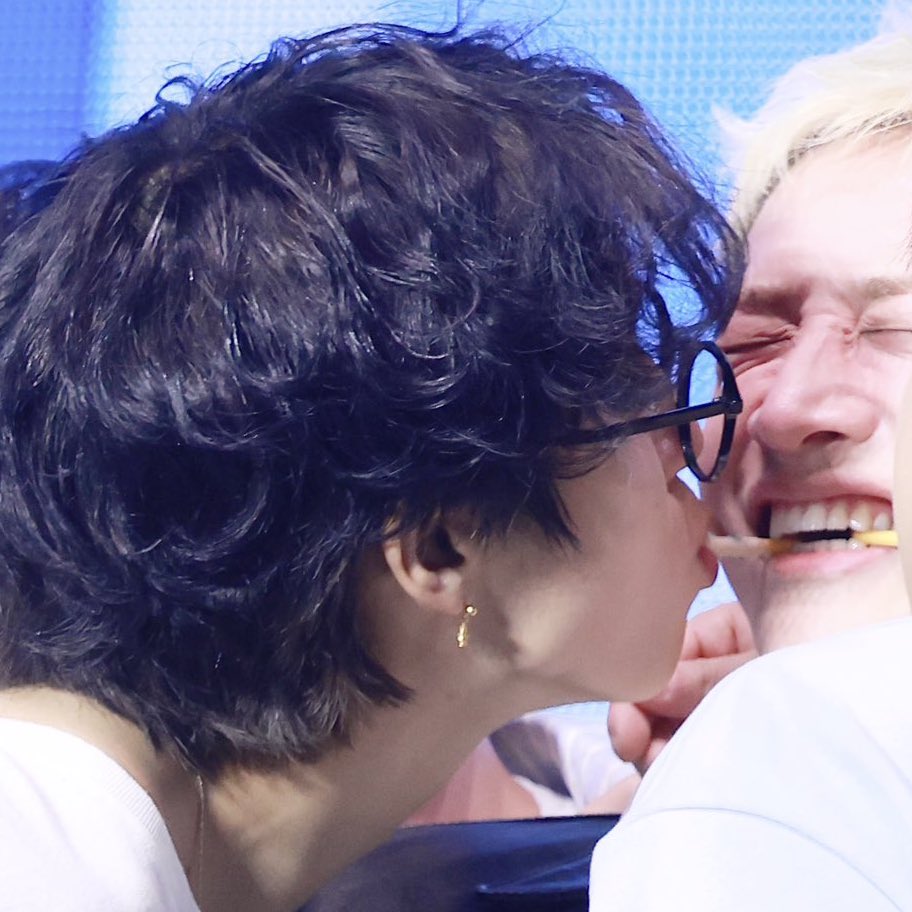 chansung *ੈ✩‧₊˚ | DO IT ~ Holiday🦇 !! tweet media