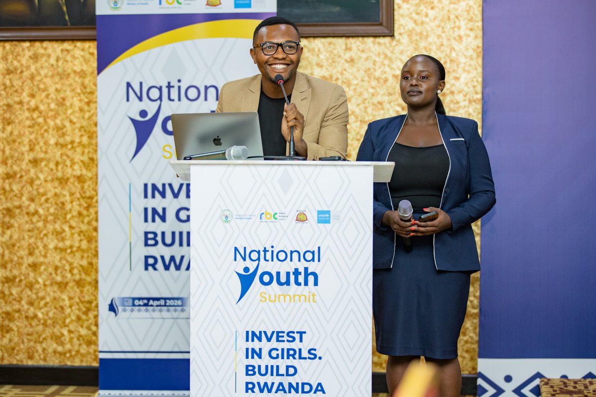 medsar_ifmsa's tweet photo. 📍NATIONAL YOUTH SUMMIT: Through opening and welcome remarks @medsar_rwanda President (@MethodeYusufu ) are thanking partners &amp;guests while setting the tone for discussions centered on the summit’s purpose, youth leadership &amp; progress on commitments from previous MEDSAR summits. https://t.co/lYasWmTMkX