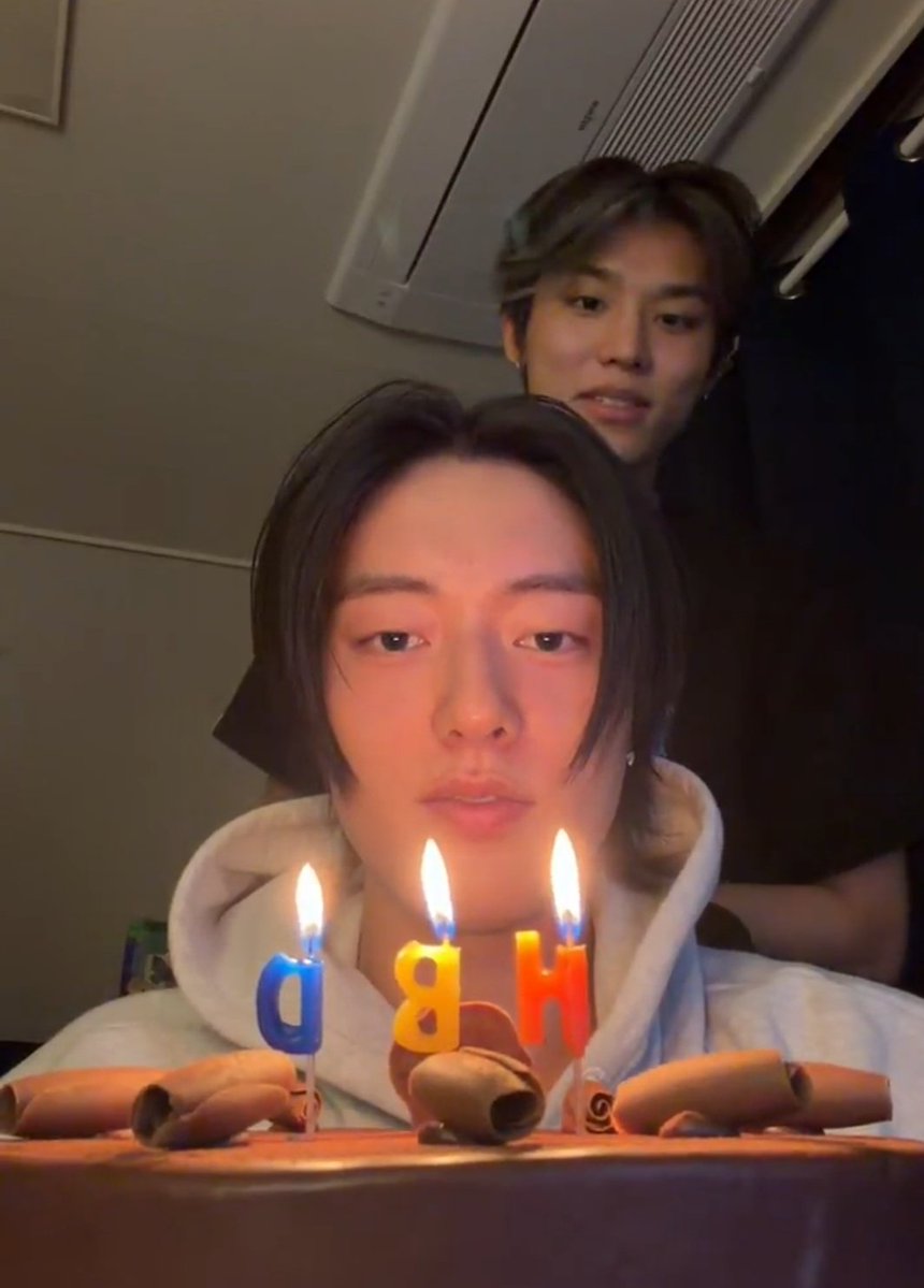 6ood9irl tweet media