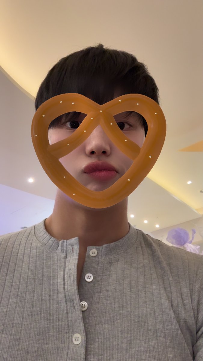 For Hongseok 🐣 tweet media