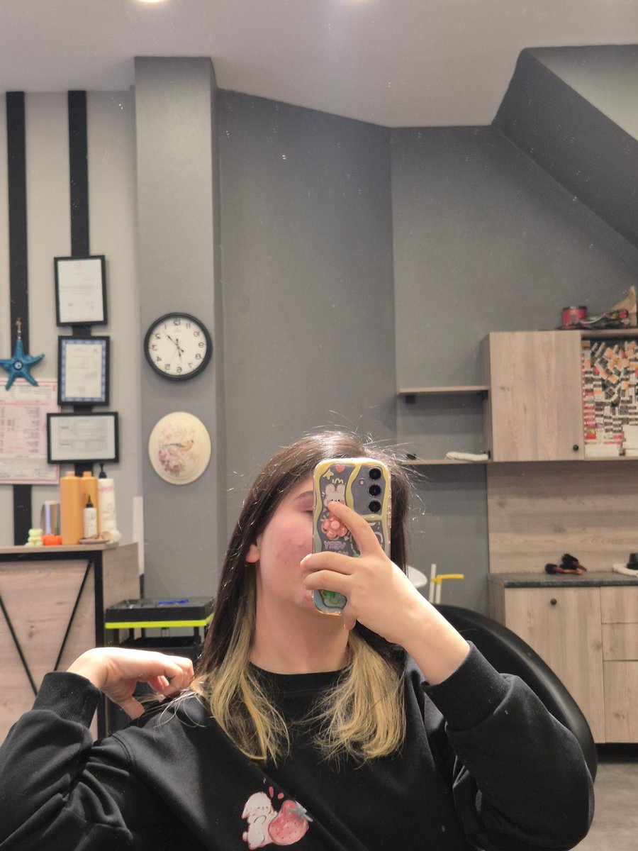 Red 🐈⬛ seeing Ateez🦊 tweet media