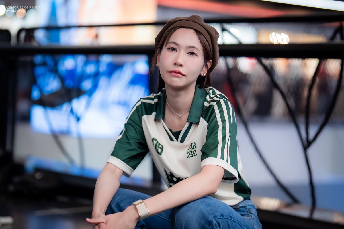 🄱.🄵🄴🅁🄽 💫 tweet media