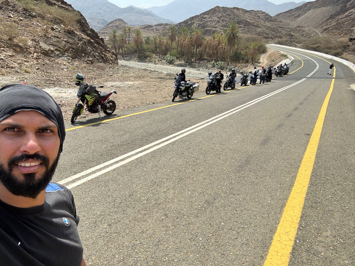 MotorradKsa's tweet photo. رايد السبت إلى وادي الفواره
JED BMW Motorrad Club https://t.co/YPhGW9F6Ie