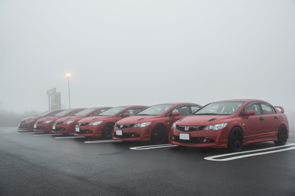 ぎゃらん tweet media